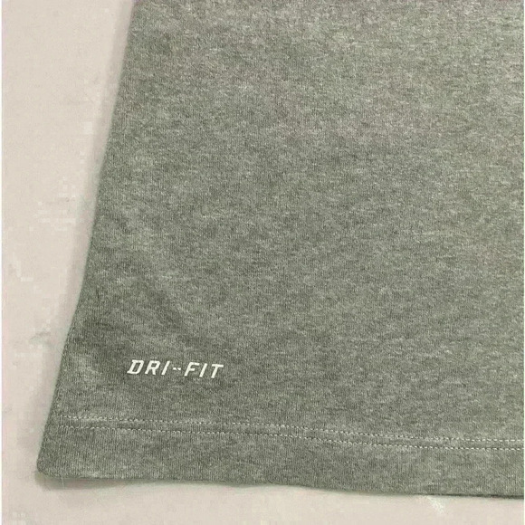 Nike Athletic Tank - Picture 4 of 4